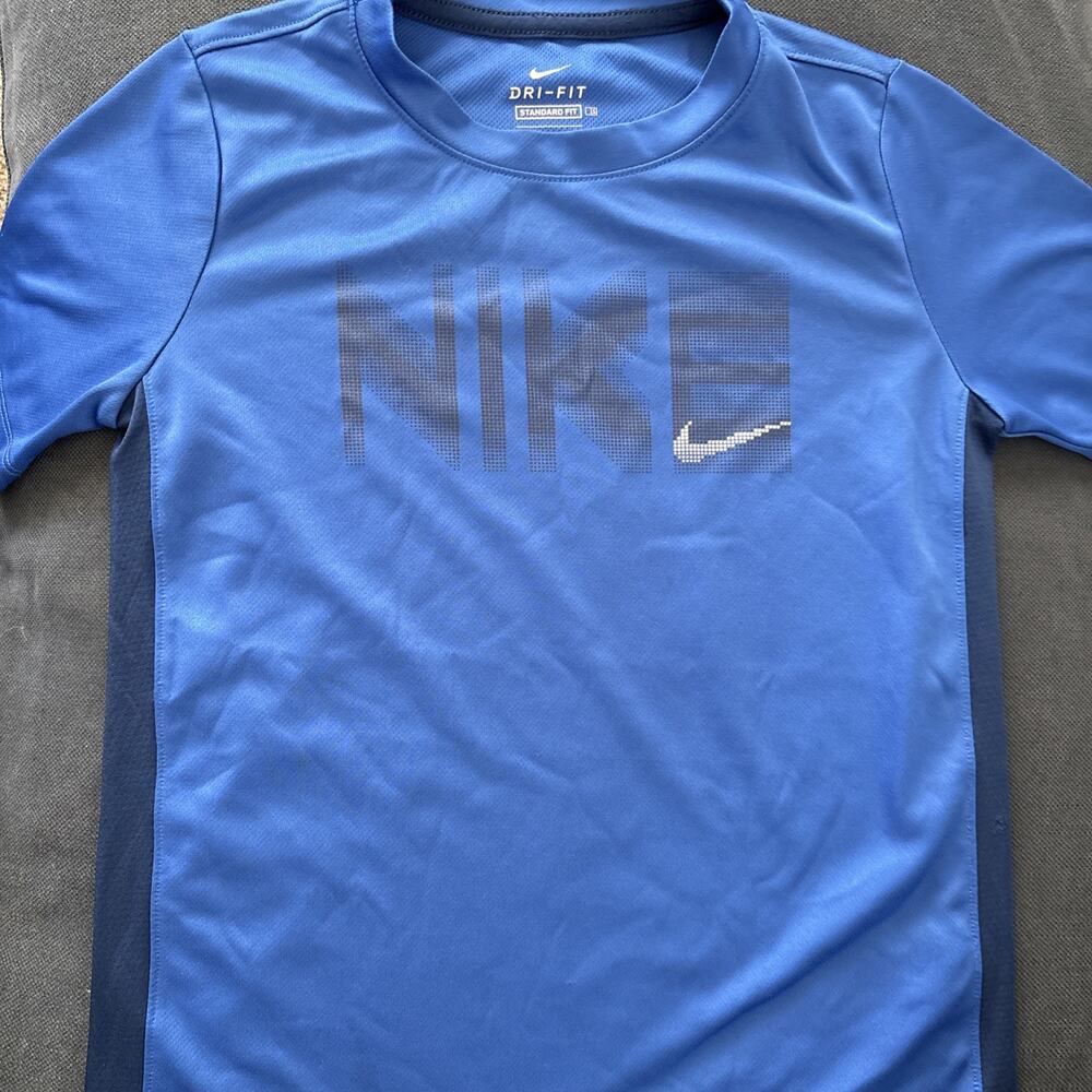 Nike Dri Fit Blue Soccer Shirt Size Medium Youth